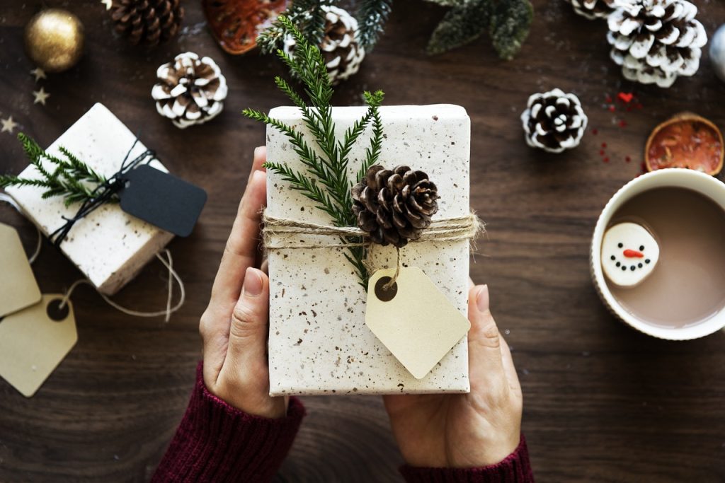 Cadeau personnalisé fait main : la bonne idée pour les fêtes de fin d&rsquo;année
