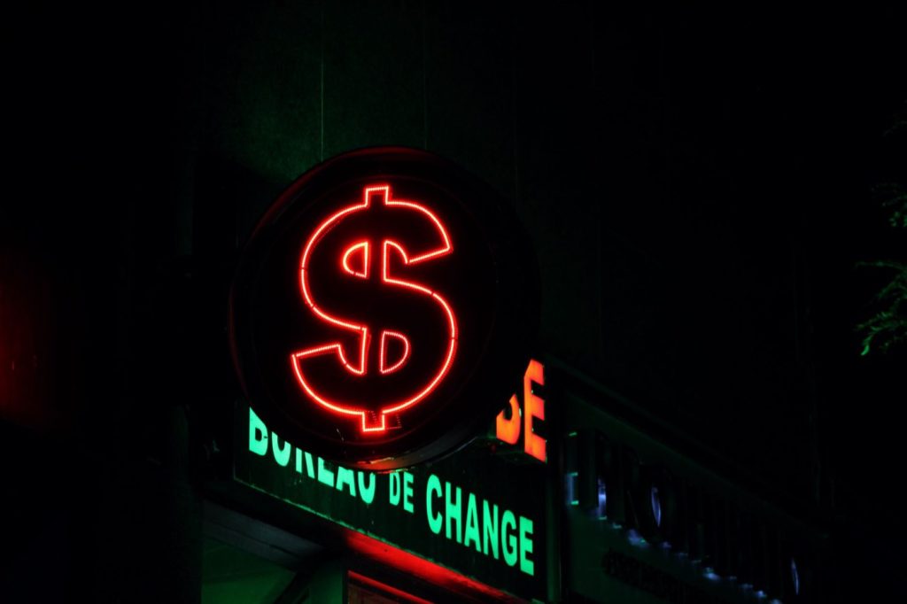 Mal de dos au bureau : ce que le poste de travail change